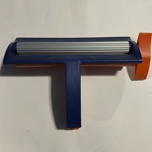 Fiskars Paper Crimper